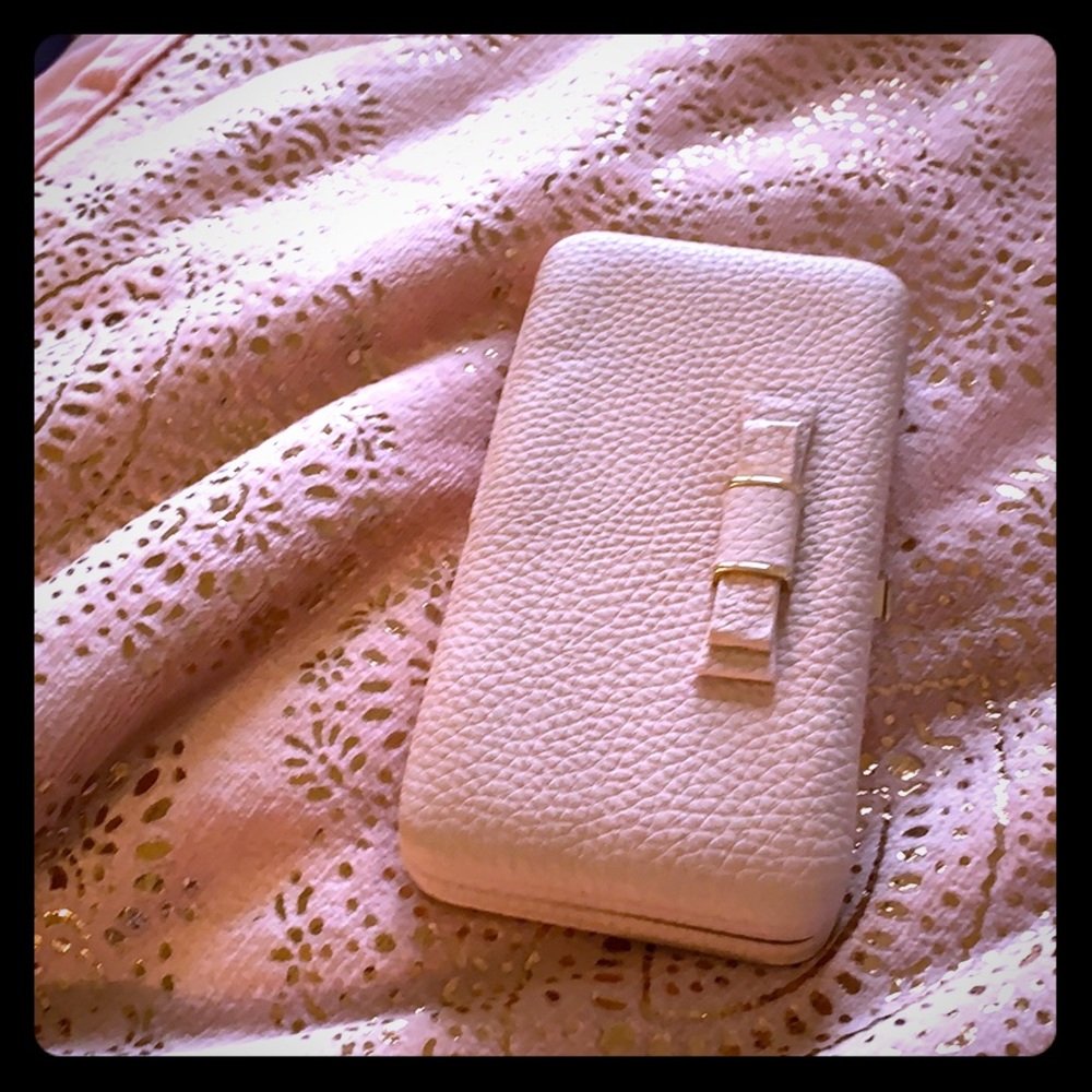 Wallet cellphone case